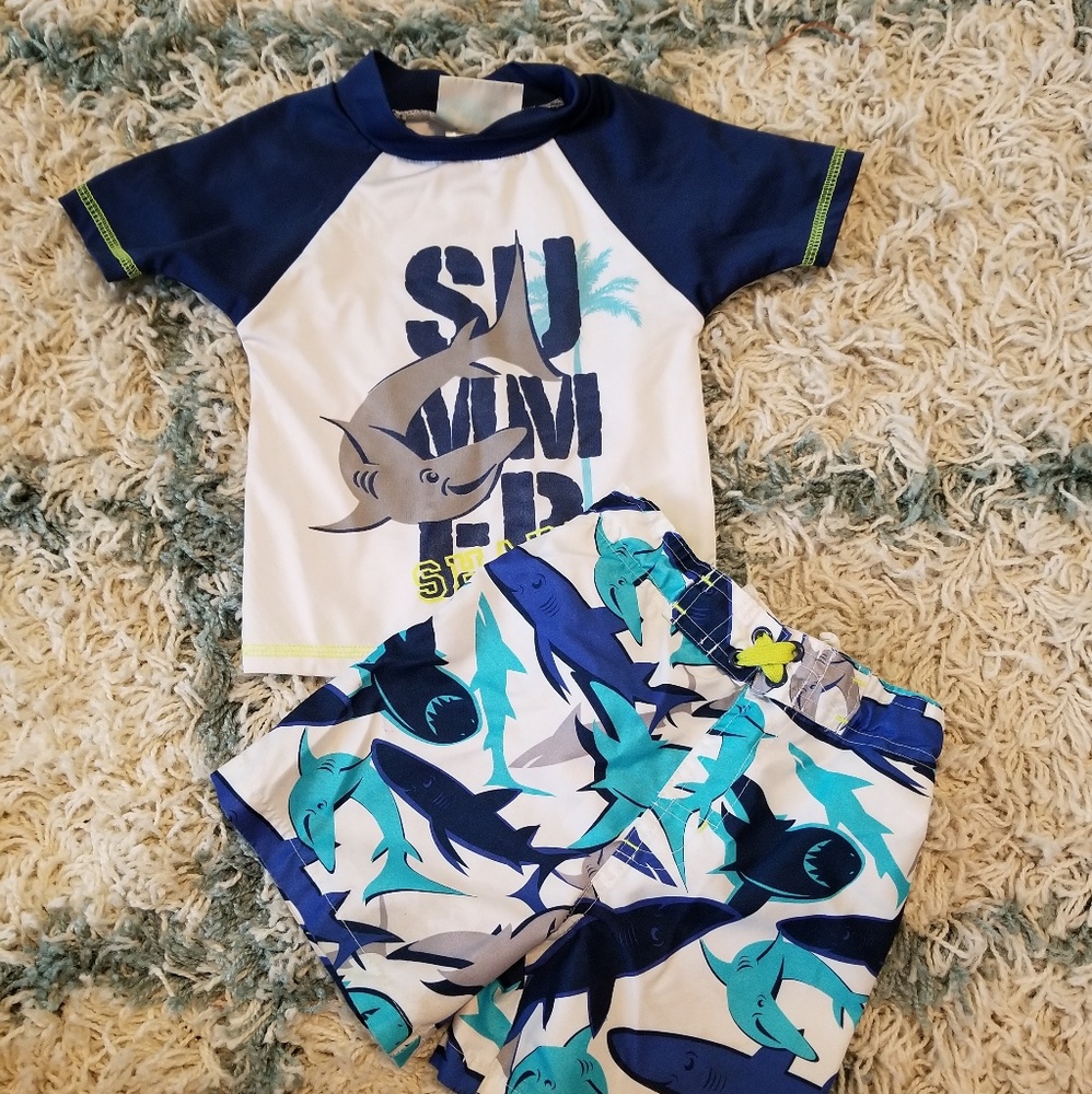 3t Rash guard and swim trunk set